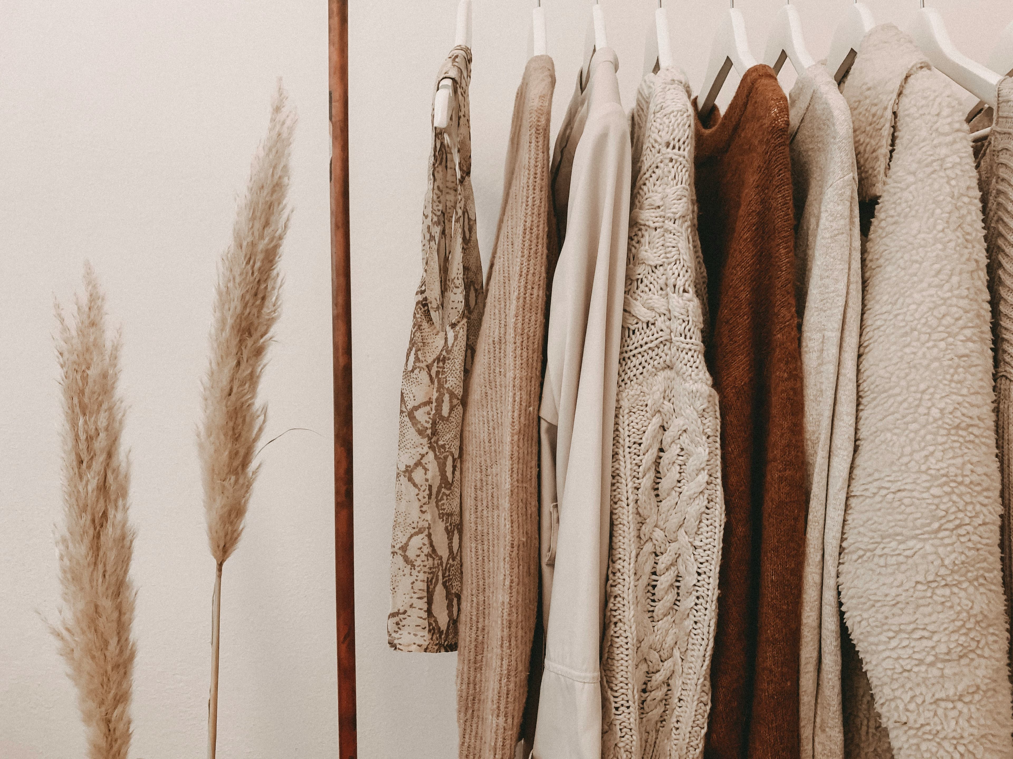 Building a Minimal Wardrobe: The Essential Guide to Timeless Style